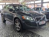 Volvo XC60 Summum KAM MEMO LEDER XENON AHK SCHECKHEFT - Volvo aus 2010: Geländewagen