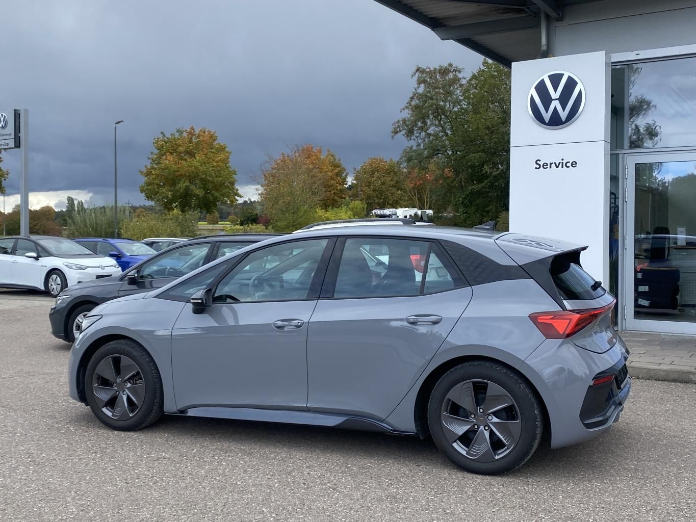 Cupra Born NAVI+KAMERA+LED+CCS+FULL-LINK+ACC+DAB+LANE- imagem 3
