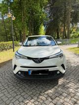 Toyota C-HR 1.8-l-VVTi Hybrid Club Club - Toyota C-HR Club mit Hybrid-Antrieb (Benzin/Elektro)
