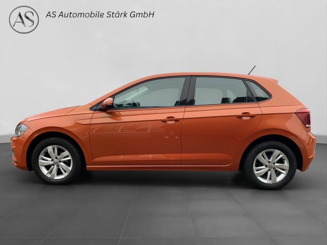 Fahrzeugabbildung Volkswagen Polo Comfortline+5 Türer+Autom.+CarPlay+Android