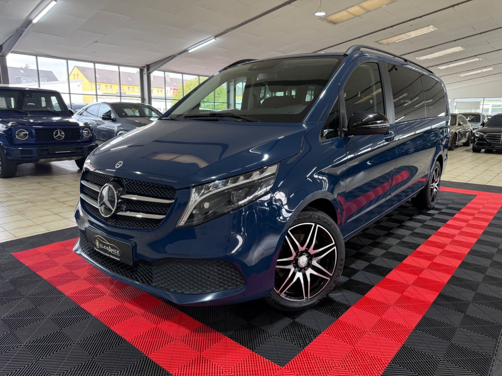 Mercedes V 300 - 1