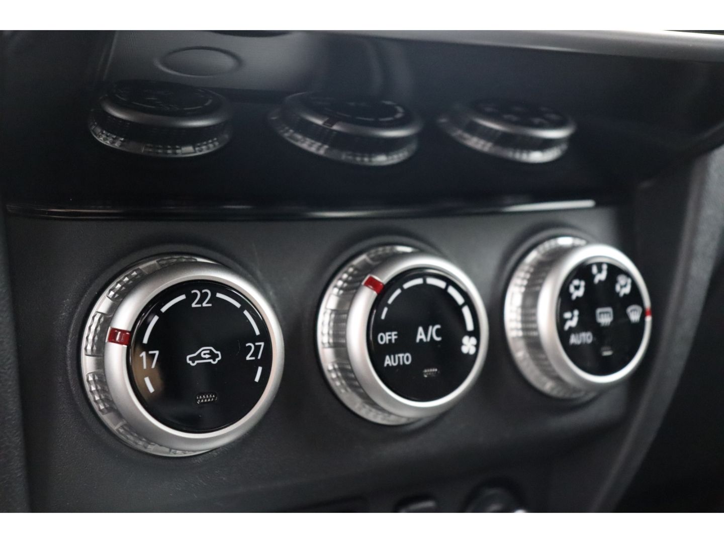 Fahrzeugabbildung Mitsubishi ASX Intro Edition+ 2WD Totwinkelass. Kamera Temp