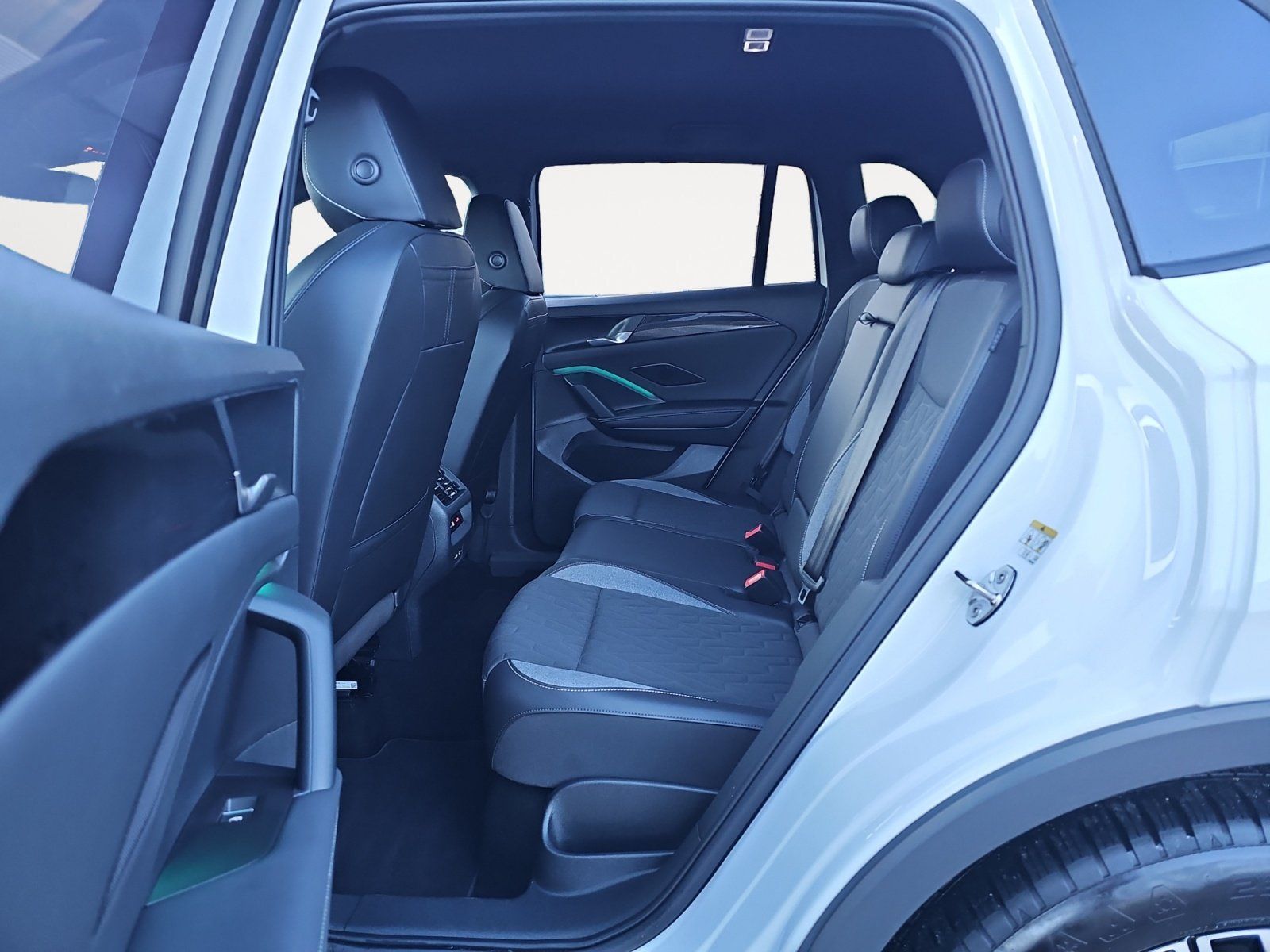 Volkswagen Tiguan - Bild 9