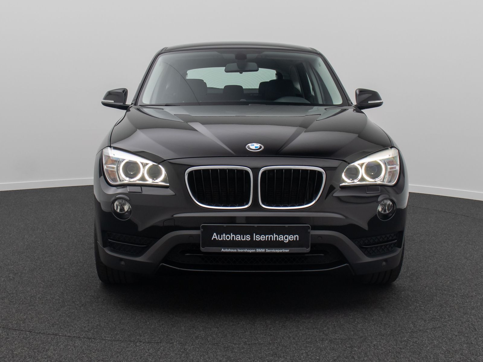 Fahrzeugabbildung BMW X1 sD18i Sport Line Xenon PDC NaviBusiness 18"