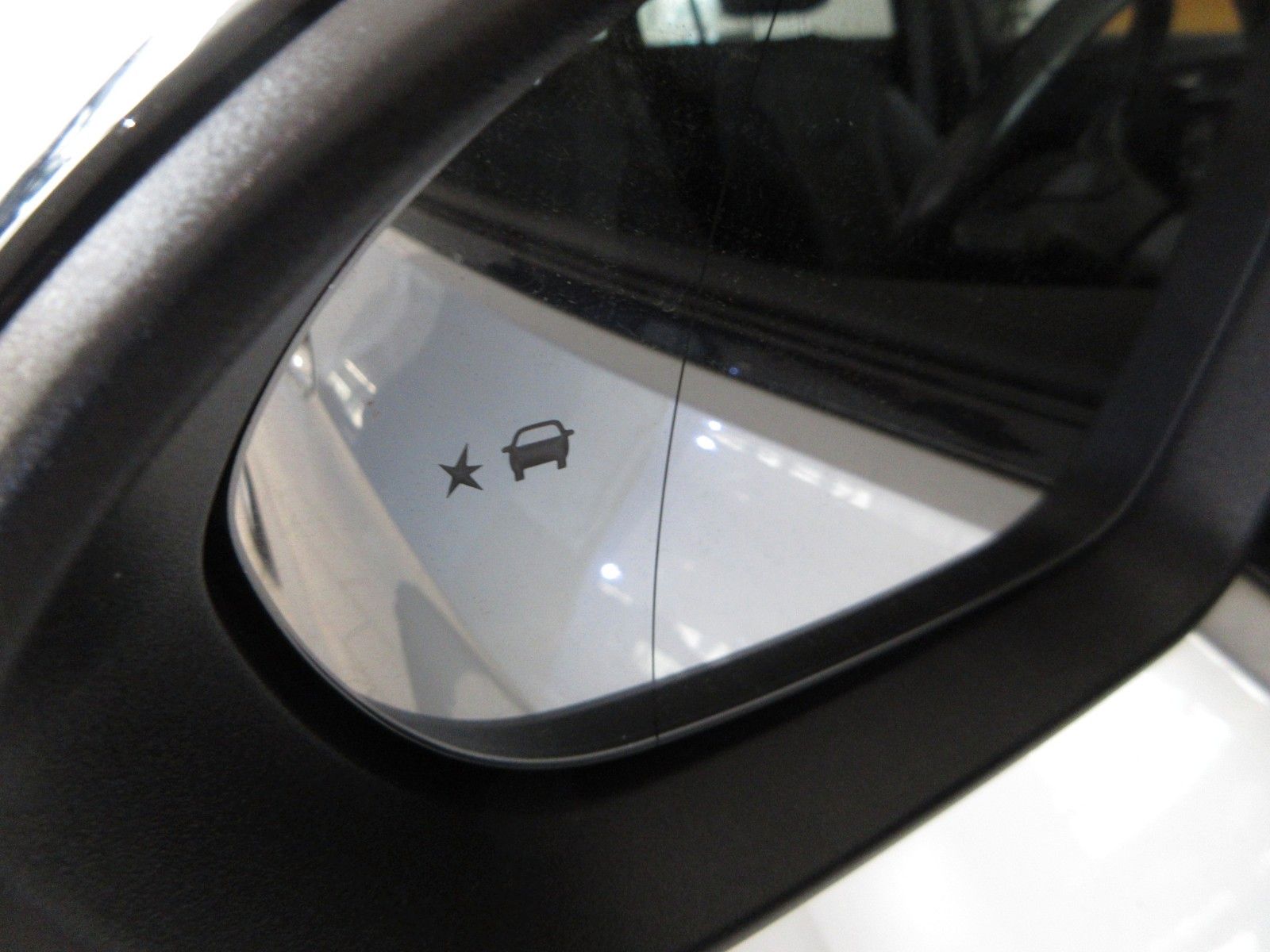 Fahrzeugabbildung Opel Insignia B ST 2.0D B.Elegance LED/SHZ/LHZ/R´CAM