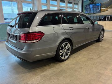 Mercedes E 250 - 5