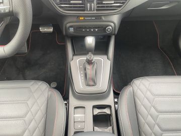 Ford FOCUS ST-LINE X 5W 1.0T 155 MH AHK+Kam.+KeyLess