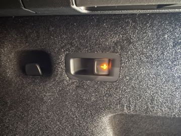 Fahrzeugverkauf 34 Skoda Kodiaq 1.5 TSI Sportline 7-Sitze*Panodach*AHK*