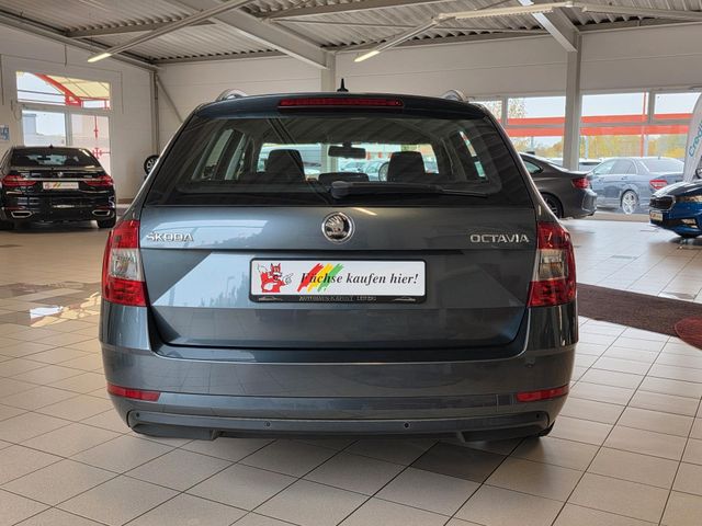 SKODA Octavia — Foto 6