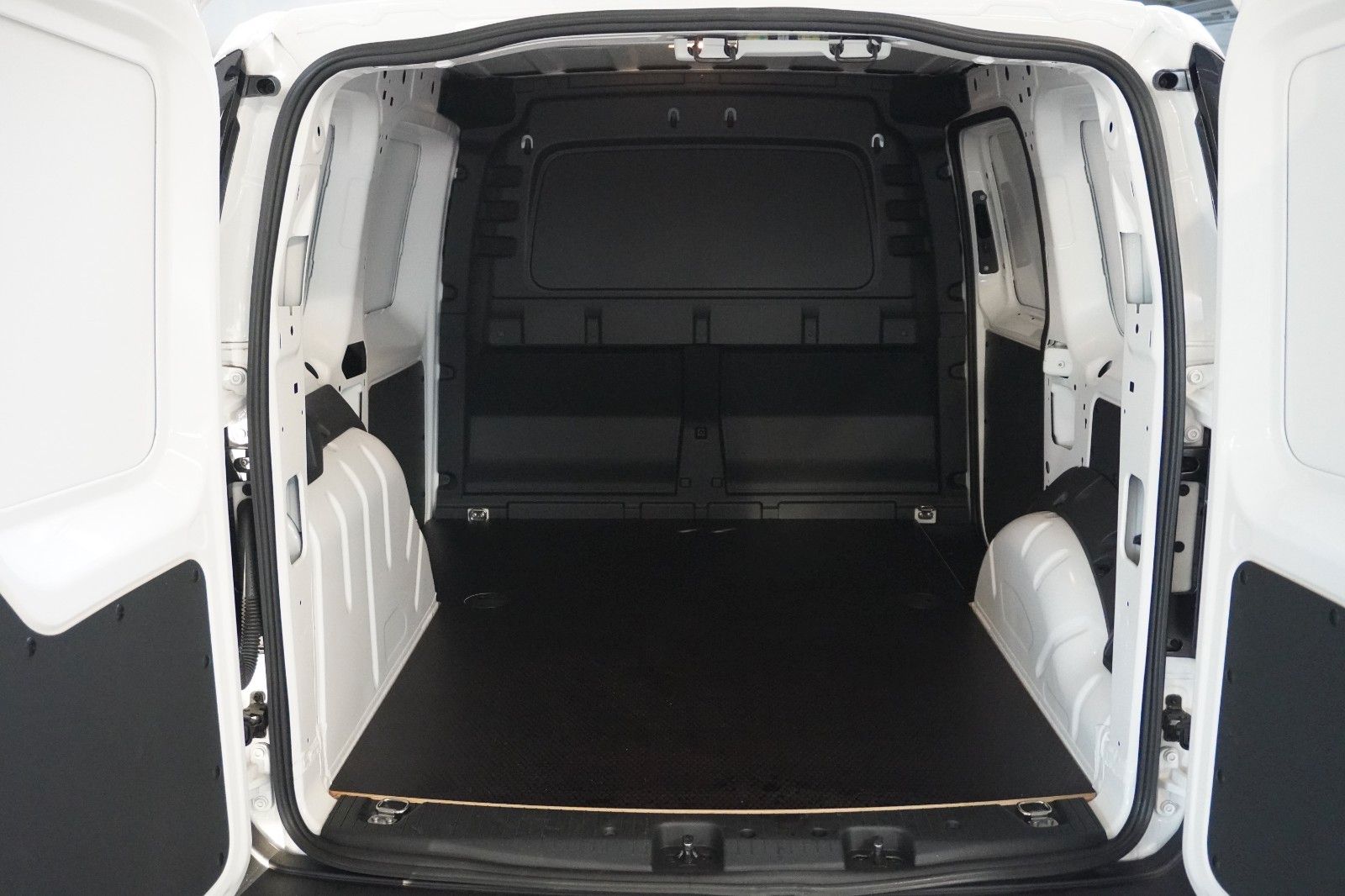 Volkswagen Caddy - Bild 15