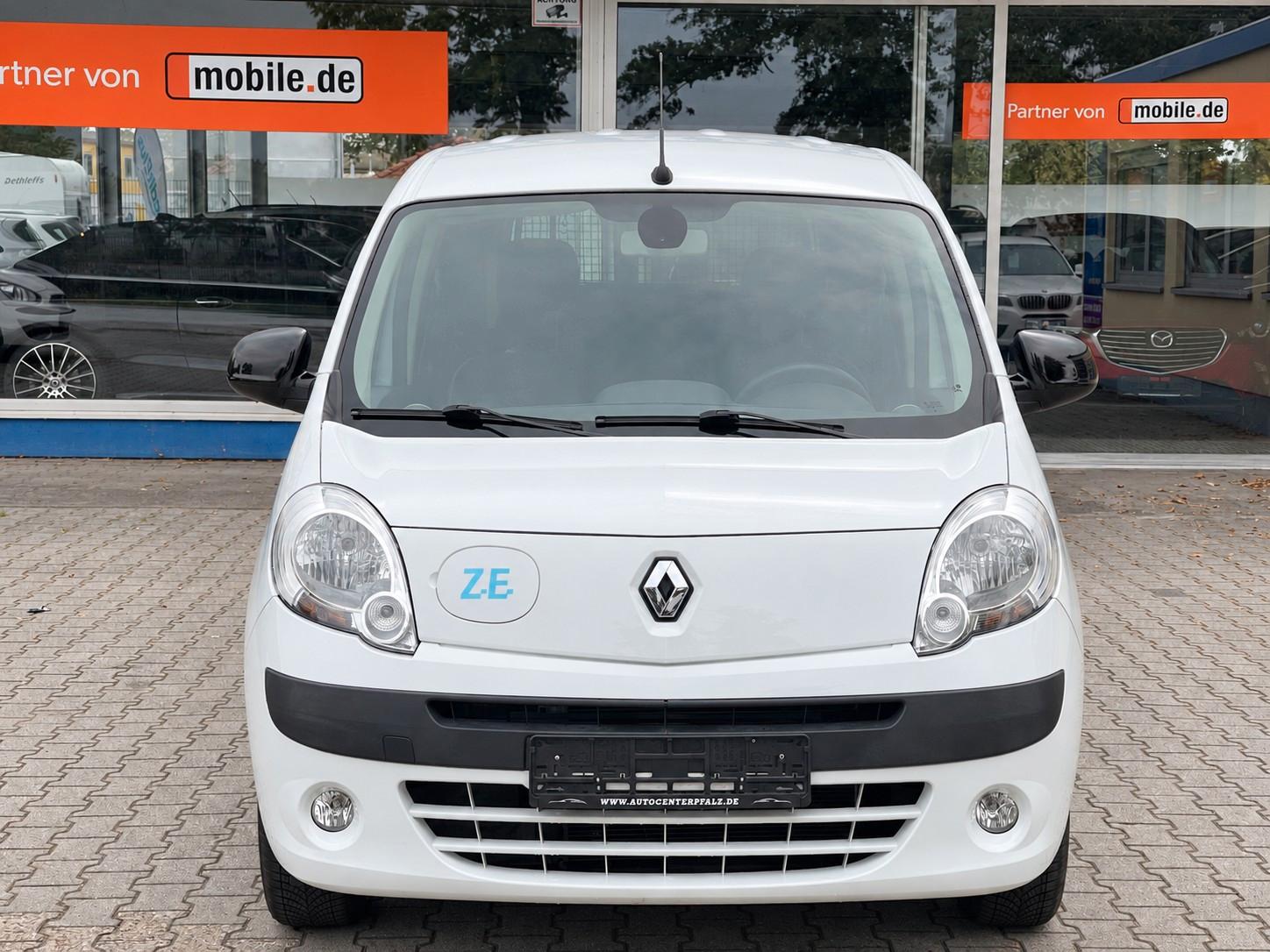 Renault Express 2013 — вигляд ззаду