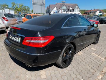 Mercedes E 350 - 6