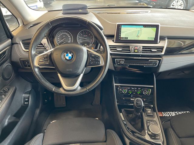 BMW 220i Active Tourer Sport Line *HUD*LK.HZ.*1.HAND