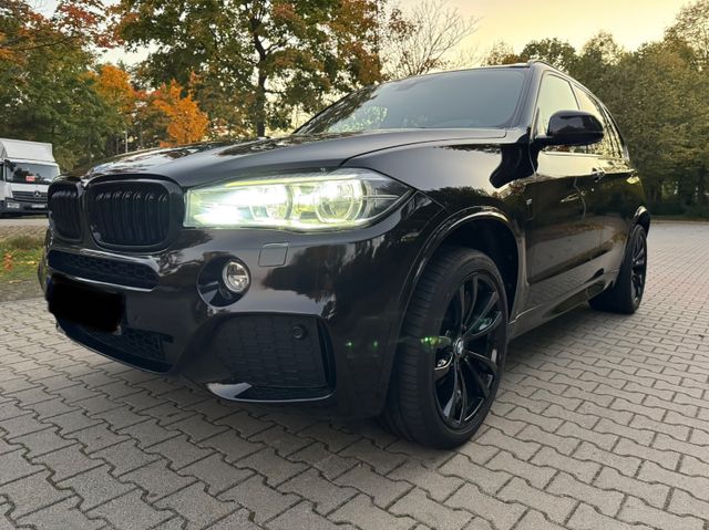 BMW X5 xDrive30d M Paket TOP gepflegt Vollleder TÜV 