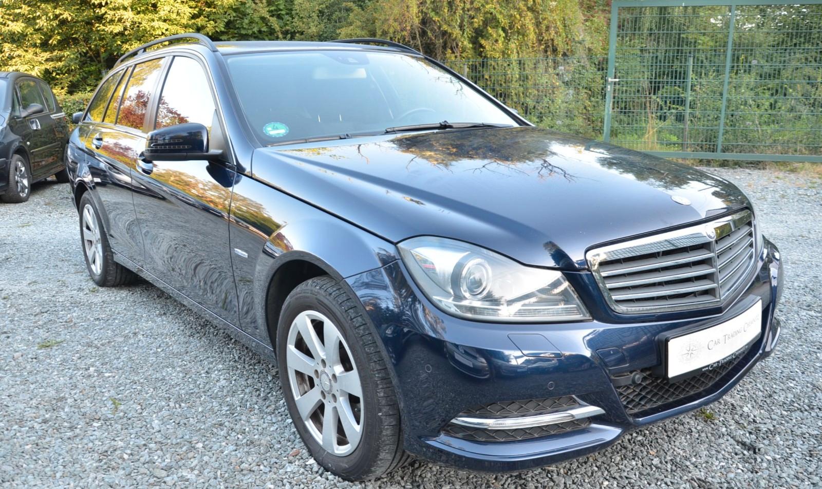 Mercedes-Benz T-Modell C 180 CGI Automatik Navi Xenon Tüv neu