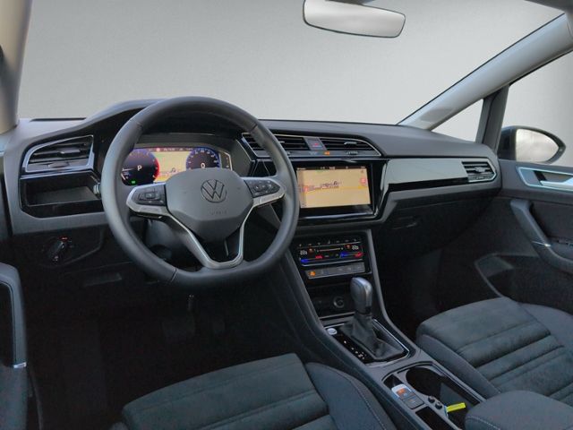 Touran 1.5 TSI DSG HIGHLINE AHK+LED+NAVI+RFK+DCC