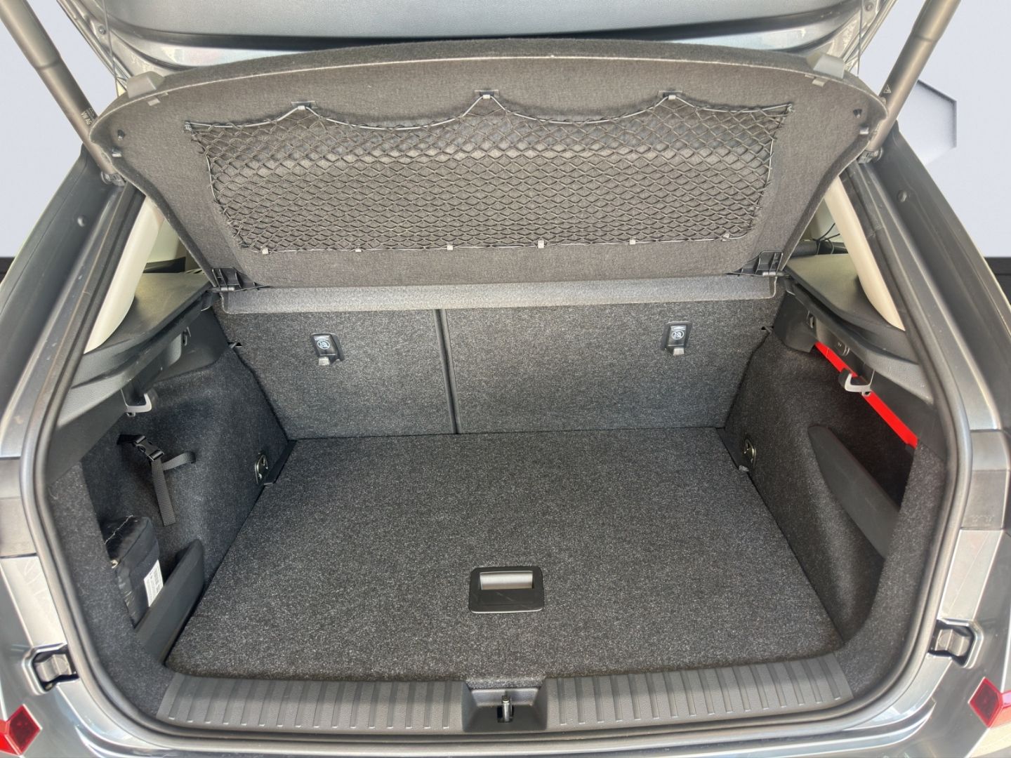 Kamiq Tour 1.5 TSI 110 kW 7-Gang DSG SOFORT VERF