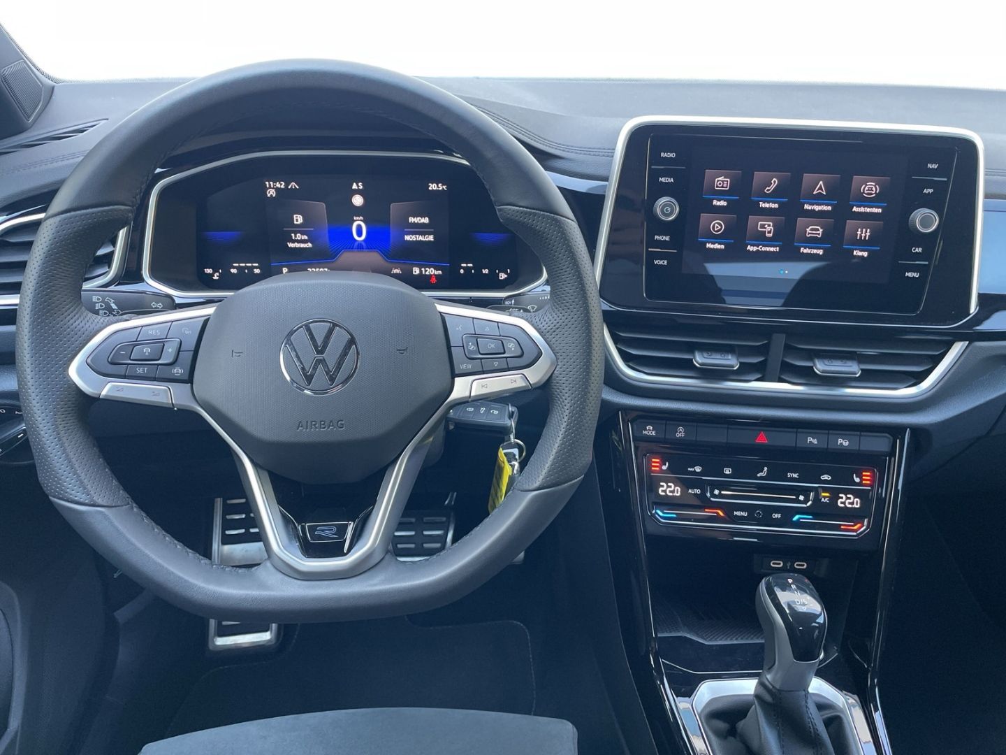 T-Roc 1.5 TSI DSG R-Line AHK/Kamera/Navi/App-Con