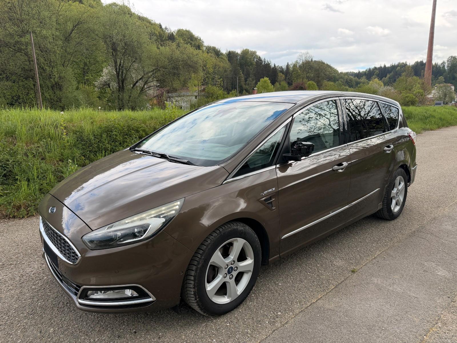 Ford S-MAX VIGNALE, LEDER, PANO, 7-SITZE