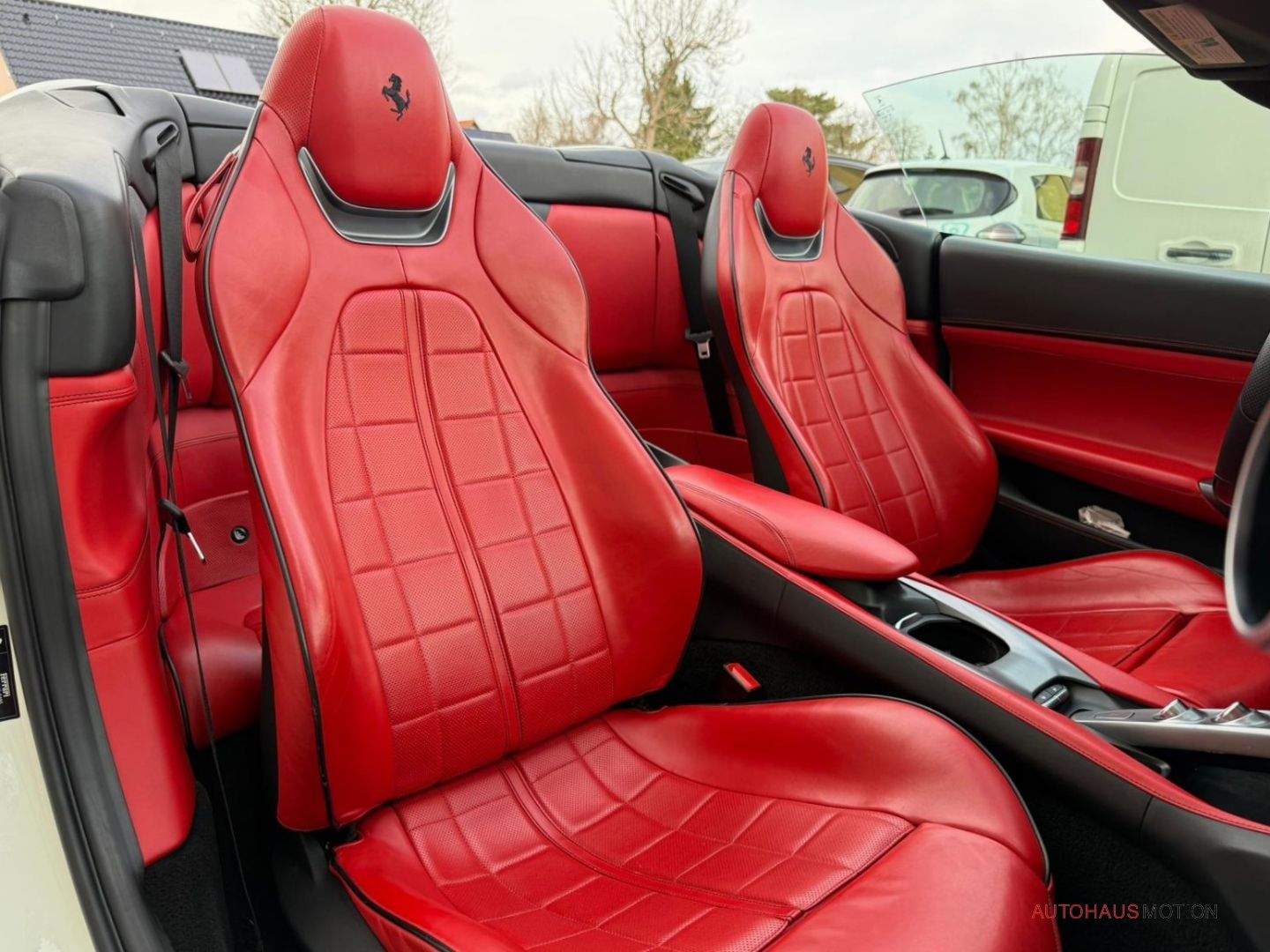 Ferrari Portofino M foto 19