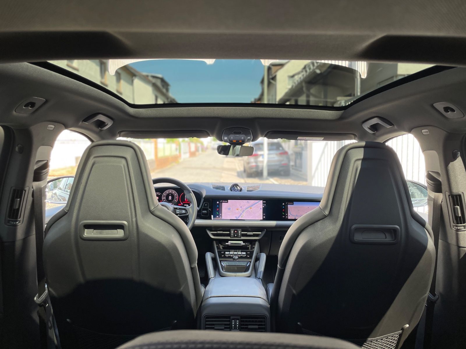 Fahrzeugabbildung Porsche Cayenne V6 Coupé |SportDesign|HUD|ACC|3.Display|