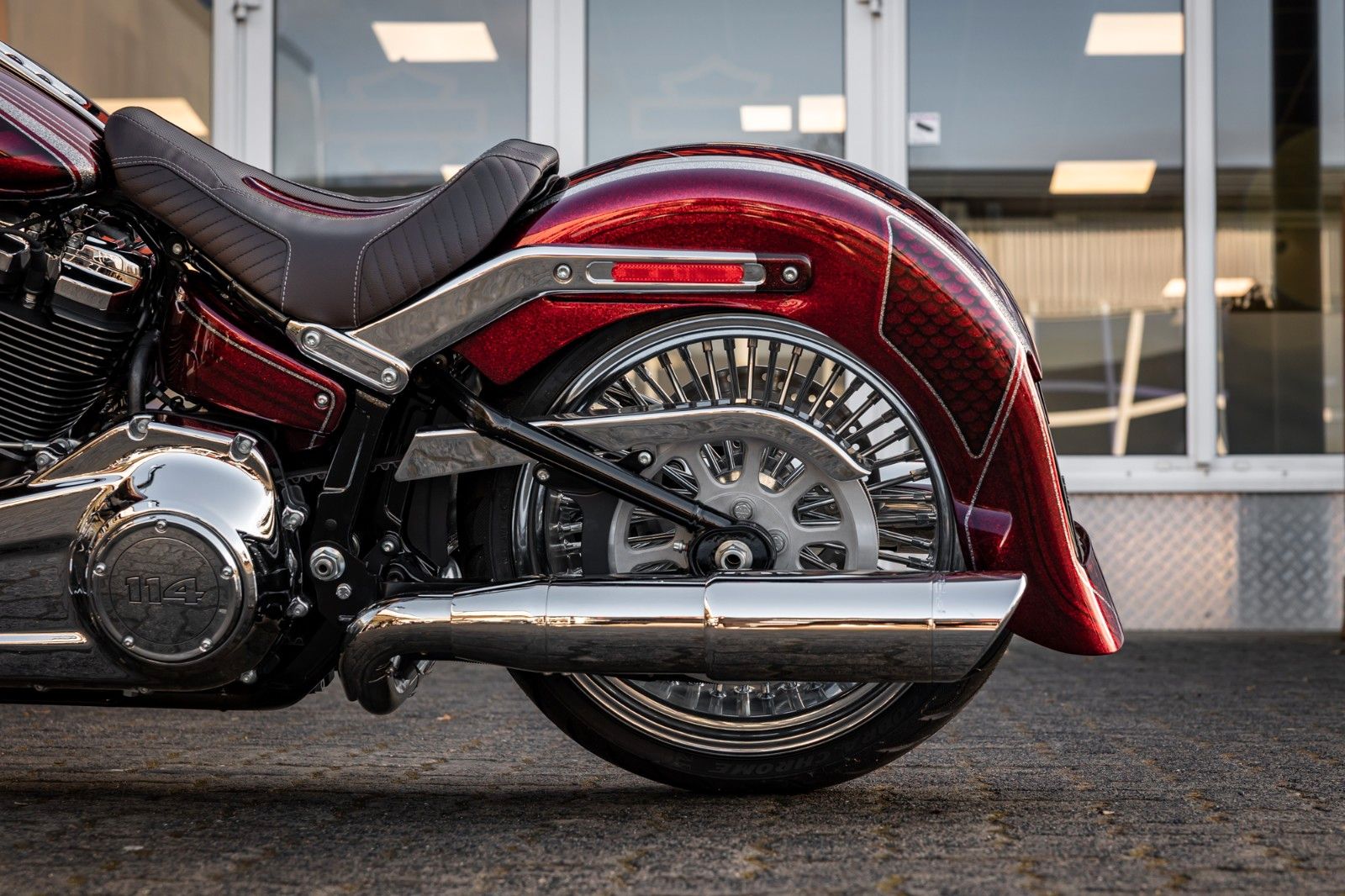 Fahrzeugabbildung Harley-Davidson FAT BOY FLFBS 114 MY24 - Chicano Umbau- Custom