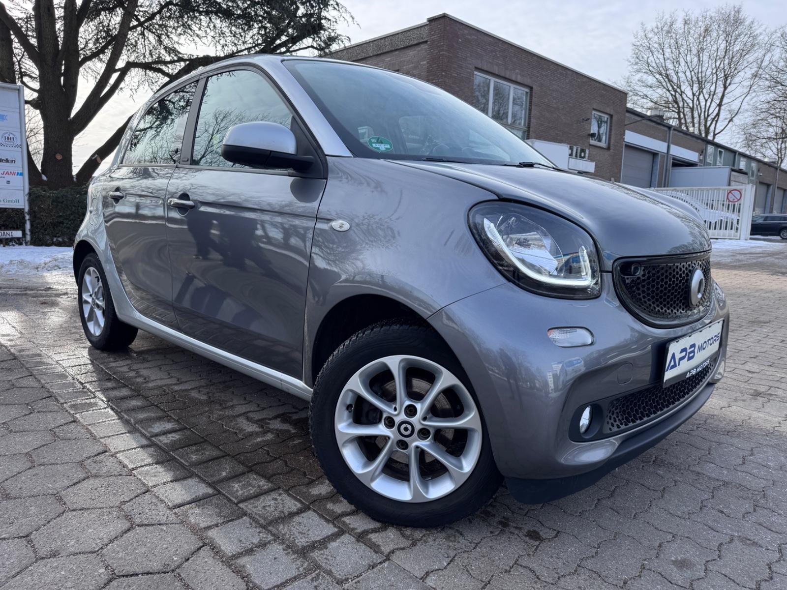 Smart ForFour 52kW DCT PASSION SITZHZG. PDC SOUND ALU