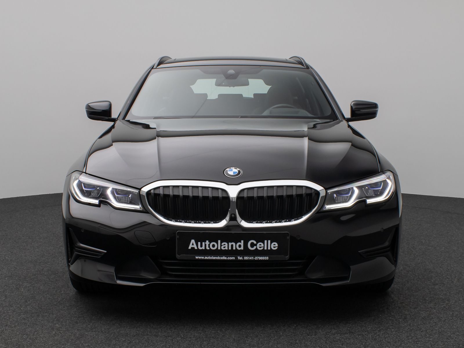 Fahrzeugabbildung BMW 330i Panorama Laser 360°HUD HiFi Komfort Sport