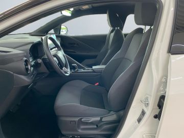 Toyota C-HR - 9