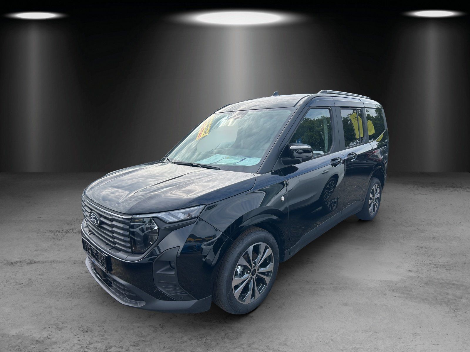 Fahrzeugabbildung Ford Tourneo Courier 1,0 Ecoboost Titanium