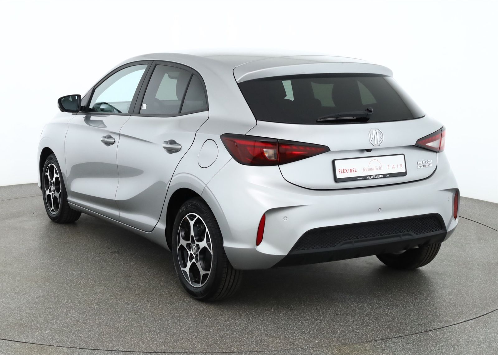 MG3 1.5 Hybrid Luxury Aut. LED ACC Navi 360° imagem 3