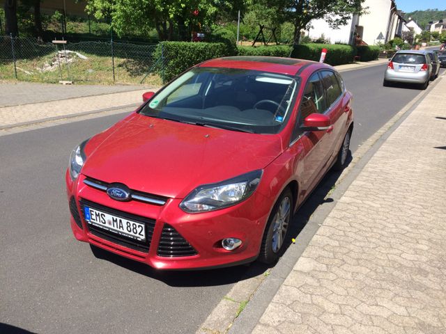 Ford Focus 1,6TDCi Titanium, Vollausstattung, TÜV Neu