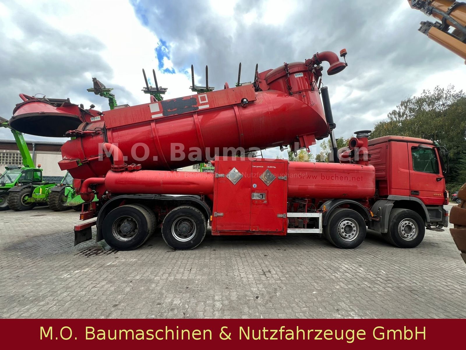 Fahrzeugabbildung Mercedes-Benz Mercedes Actros 4141 / Trockensauger /ADR