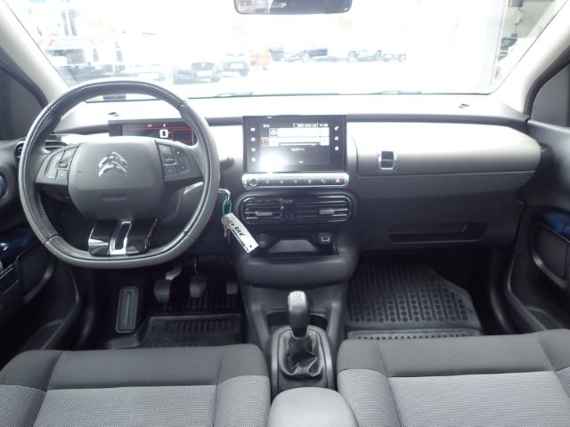 Fahrzeugabbildung Citroën C4 Cactus Shine 1.6 BlueHDi 100 FAP AHK Pano Nav