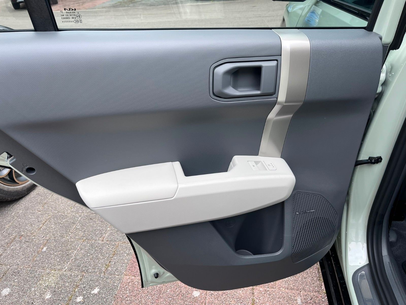 Fahrzeugabbildung Kia EV3 81 kWh 150 kW GT-line Frontantrieb