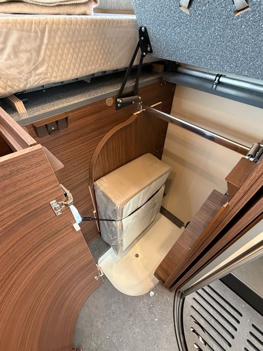 Fahrzeugabbildung Carthago chic c-line T 4.9 LE