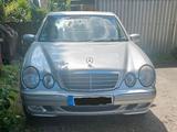 Mercedes-Benz  W210 E270 CDI - Mercedes-Benz E 270 aus 2001