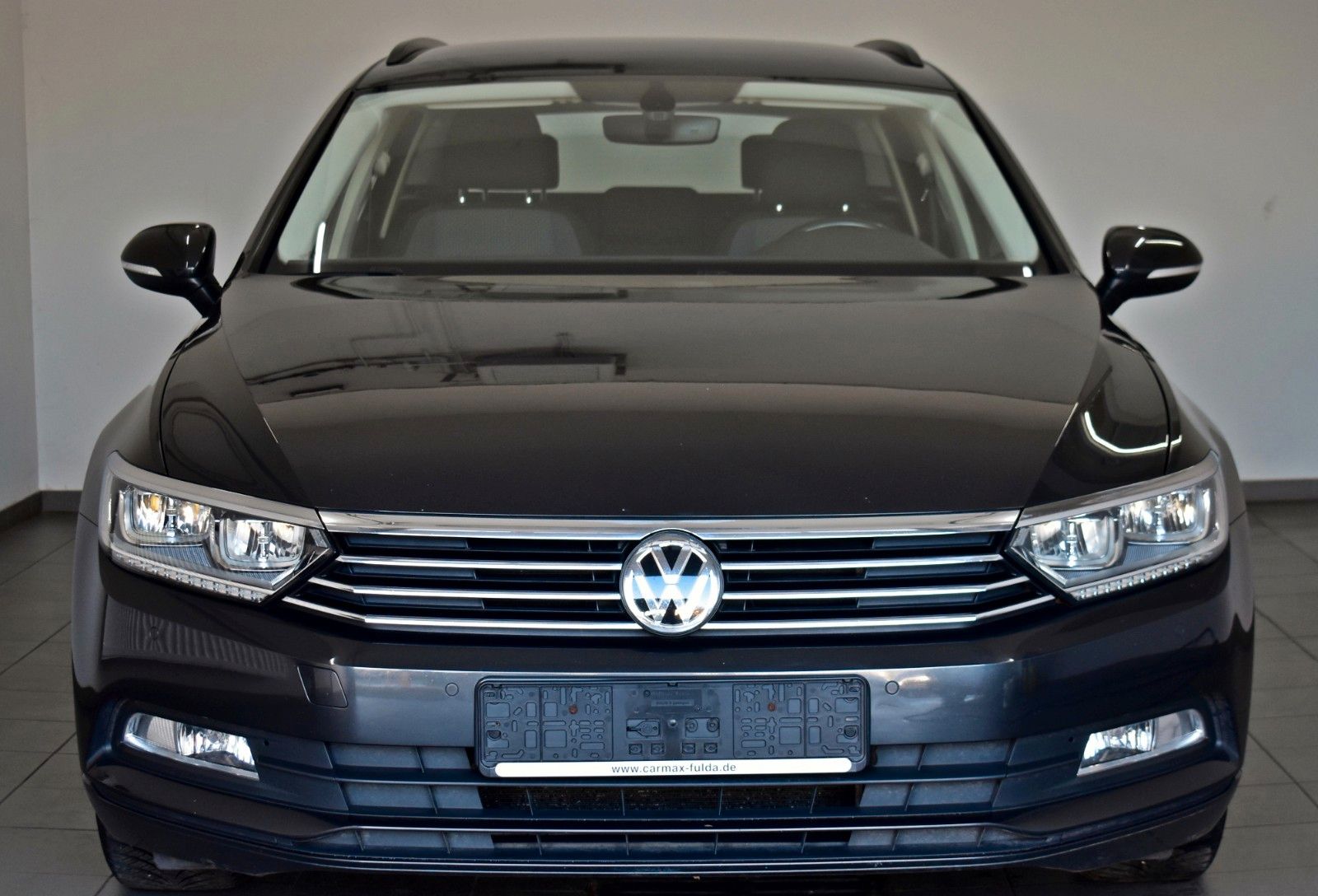 Fahrzeugabbildung Volkswagen Passat Variant Trendline Navi,LED,SH,PDC