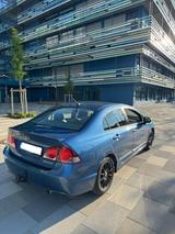 Honda Civic 1.3 Hybrid Automatik TÜV 10/27 - Honda Civic Gebrauchtwagen in München