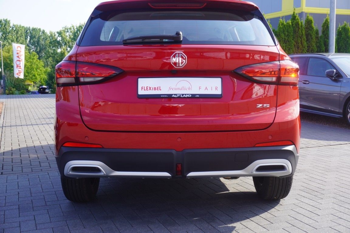 MG ZS