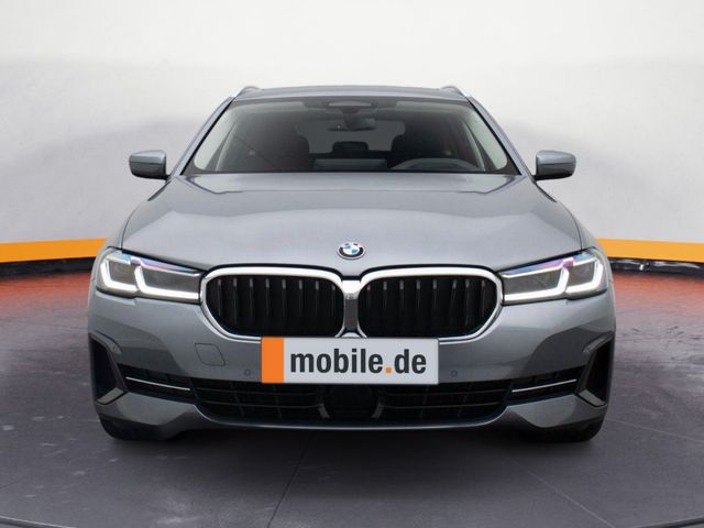 BMW 530e xD Kamera DAB Laser ACC Komfort HUD Pano