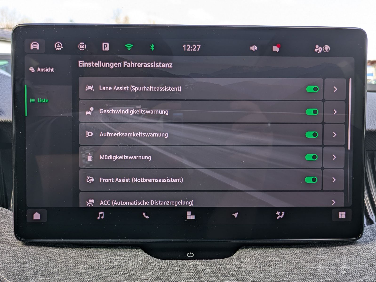 Fahrzeugabbildung SKODA Superb 2.0 TDI 4x4 Selection MATRIX*AHK*PANO*19"