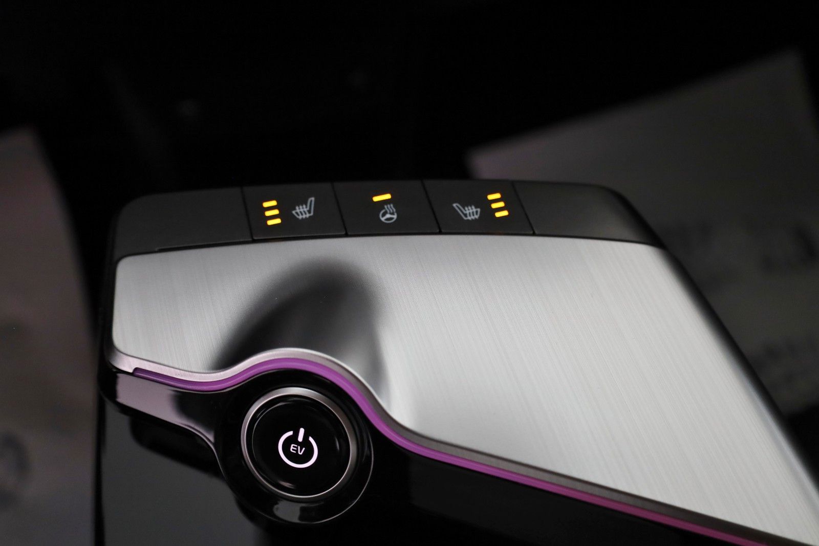 Fahrzeugabbildung Kia EV6 Business Plus T.Leder,Navi,LED,WÄPU,HDA II