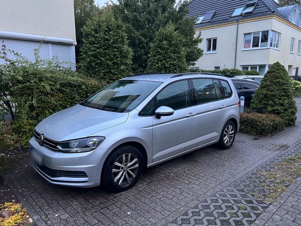 Image of Volkswagen Touran