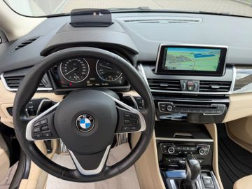 BMW 220 Active Tourer - 10