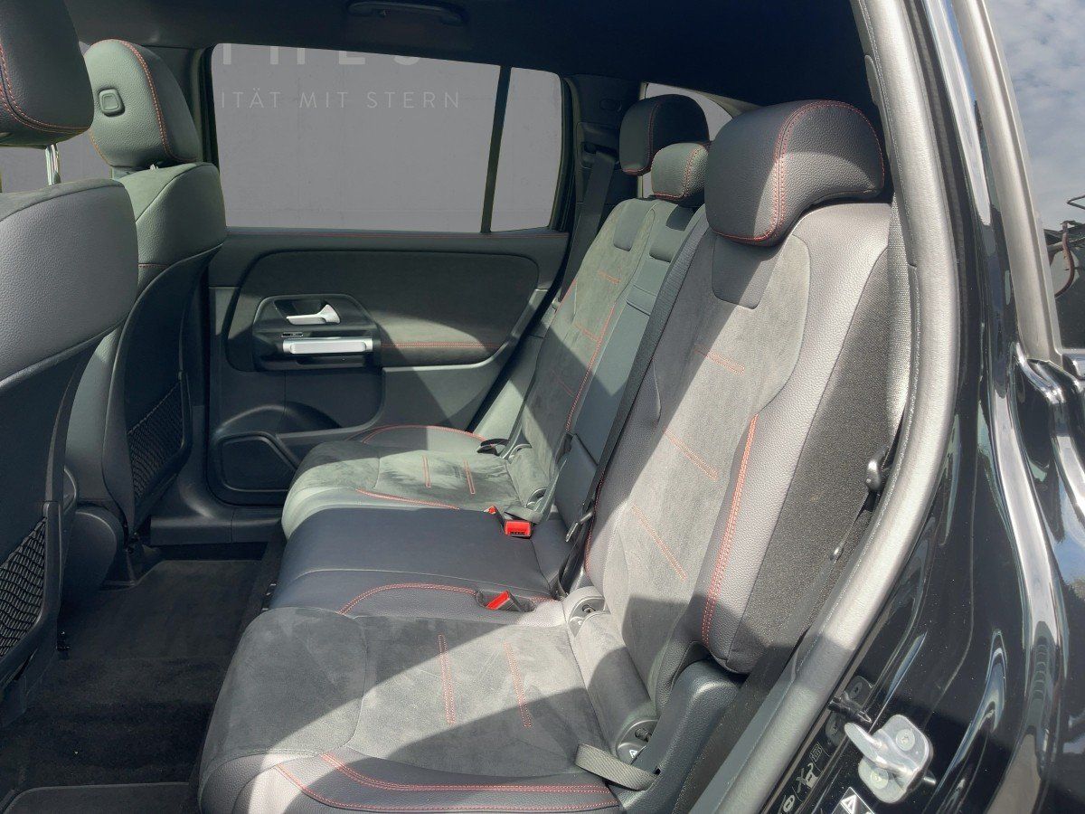 Fahrzeugabbildung Mercedes-Benz GLB 220 d 4M AMG/Night/Pano/Kamera/AHK