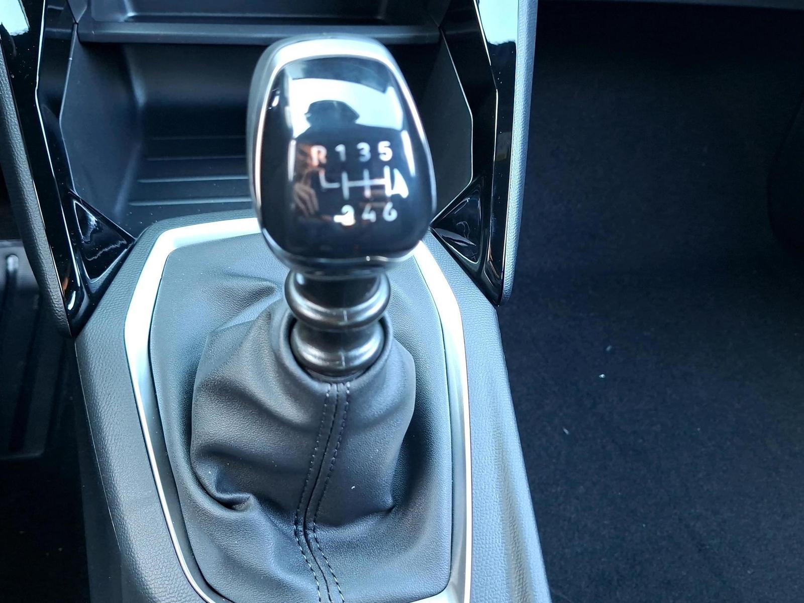 Peugeot 2008 Style Turbo 100