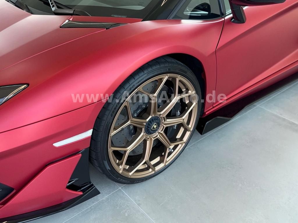 Lamborghini Aventador