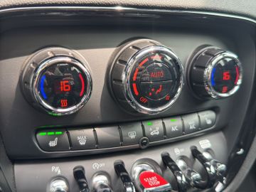 MINI Clubman Cooper S 2.0 KAMERA AHK PDC NAVI PANO