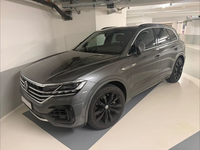 VW Touareg 4.0 V8 TDI SCR 310kW 4MOTION Tiptronic -